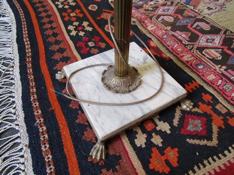 A brass column lamp standard on marble footed base - Image 2 of 2