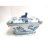 An 18th Century Chinese export blue and white lidded tureen