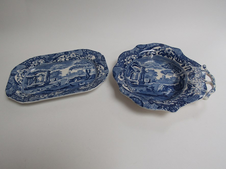 Two blue and white Copeland Spode dishes "Italian pattern"