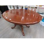 A Victorian mahogany loo table,