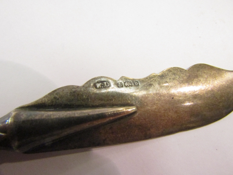 A silver footed dish and a silver butter knife blade (2) - Image 3 of 3