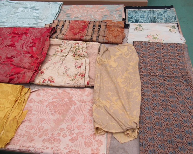 A good quantity of 18th, 19th and early 20th Century silks, woven textiles, - Image 2 of 12