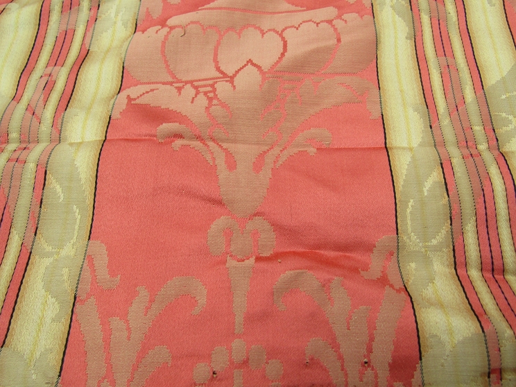 A number of 18th, 19th and early 20th Century silks, jacquard and damasks , various sized pieces. - Image 4 of 22