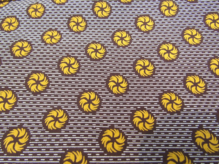 A small quantity of small scale swatches of geometric and African prints for men swear. - Image 4 of 4