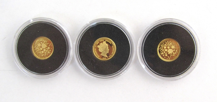 Three 2019 Harrington & Byrne Centenary of Remembrance gold proof £5 coins, limited edition of 4, - Image 2 of 2