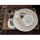 Assorted ceramics including mottoware