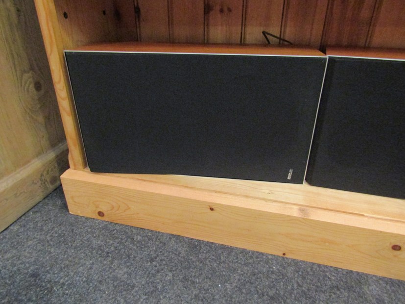 A pair of Bang and Olufsen Beovox S35 speakers - Image 2 of 2