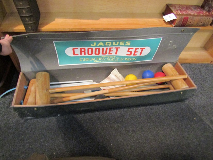 A boxed John Jaques and son Ltd.