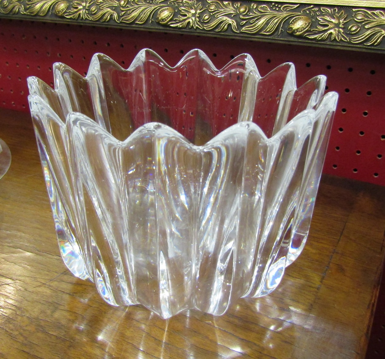 An Orrefors style glass 14 point fleur bowl,