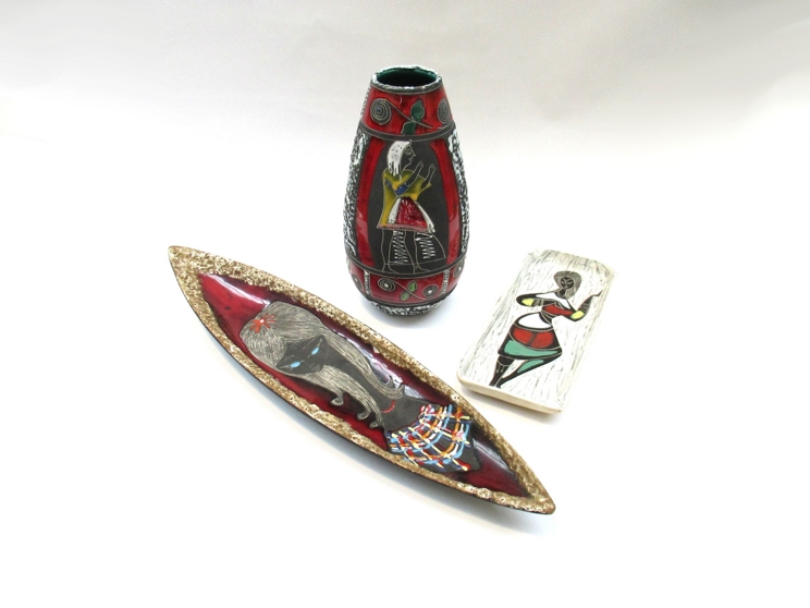 Three pieces of 1950's Italian pottery including San Marino dish, 27.5cm x 12cm, elliptical dish 55.