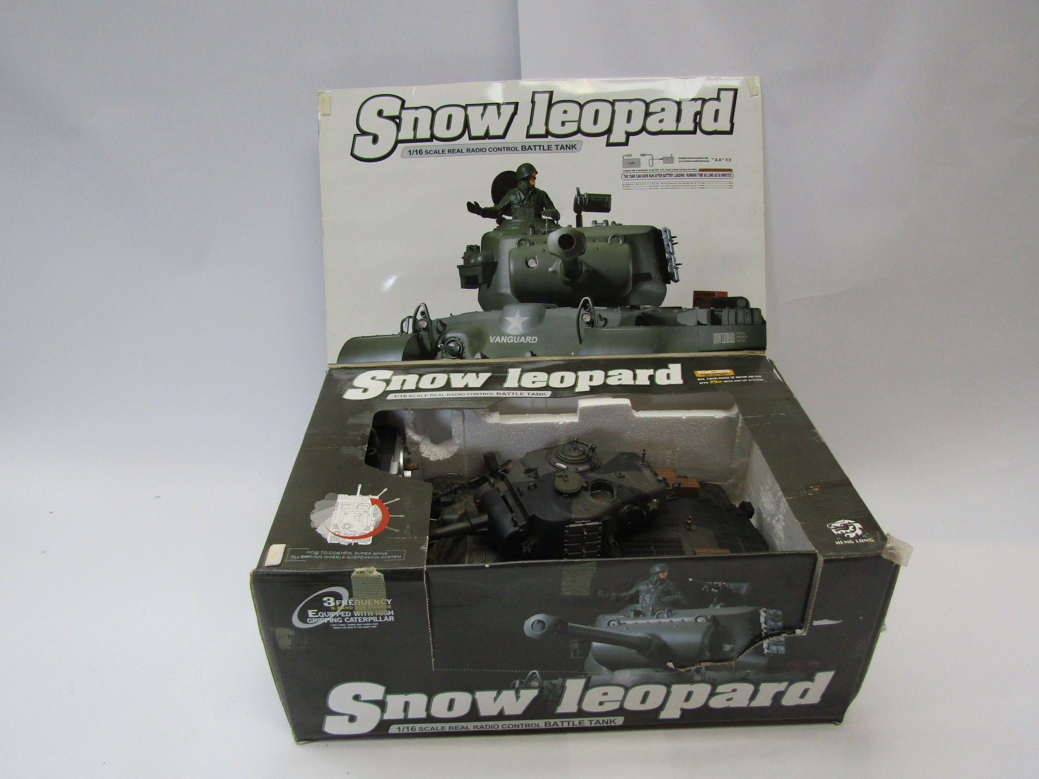 A Snow Leopard radio control battle tank