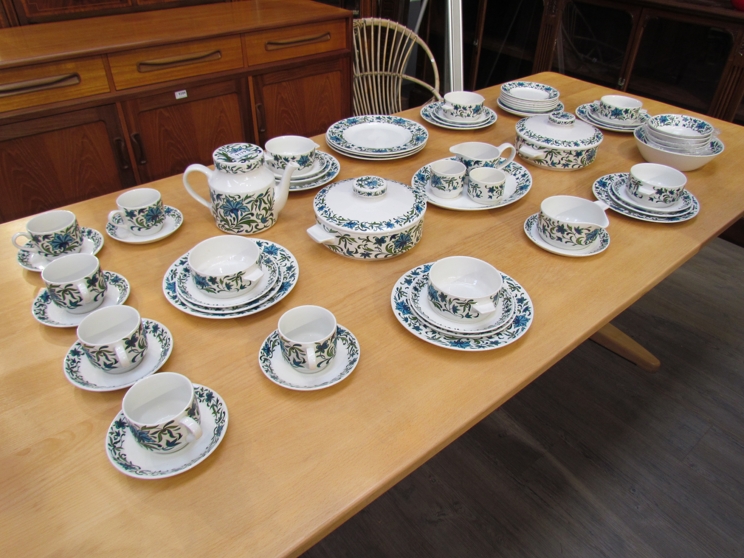 A Midwinter Spanish Garden dinner service comprising six each of medium dinner plates, - Image 2 of 8