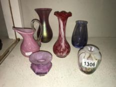 6 pieces of coloured art glass including iridescent vase.