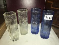 2 pairs of vases, 16.5 cm.