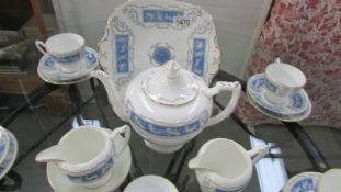 27 pieces of Coalport 'Rivalry' pattern teaware, 1 cup a/f.