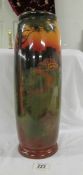 A lovely 43 cm Royal Doulton vase.