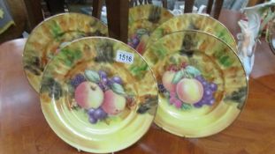 5 hand painted fruit decorated plates, 21 cm diameter.