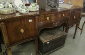 A good quality mahogany Regency style sideboard.