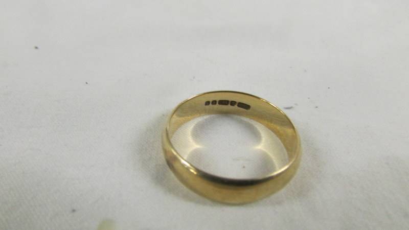 A 9ct gold wedding ring, size W, 4.5 grams. - Image 2 of 2