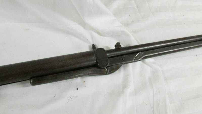 A BSA rosewood 177 calibre air rifle. - Image 3 of 4