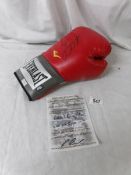 A signed Everlast red boxing glove, Riddick Bow.