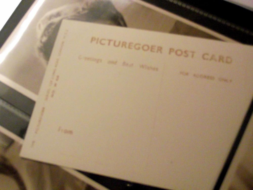 Two albums of movie star postcards (approximately 175) and an album of Picture Goer Gallery series - Image 25 of 31