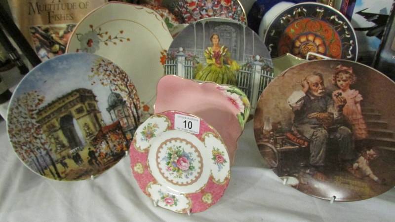 Approximately 12 plates including collector's. - Image 3 of 3