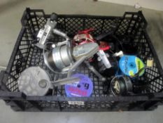 6 fishing reels (sea and freshwater) and some fishing line on reels