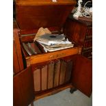 An Edwardian oak cabinet gramaphone for restoration (movement removed but present)