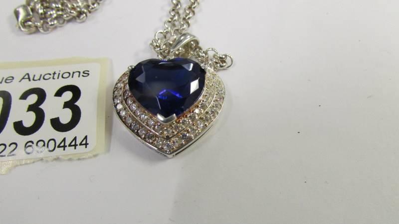 A heart pendant/chain in silver with blue and white stones, ideal for valentines day. - Image 2 of 2