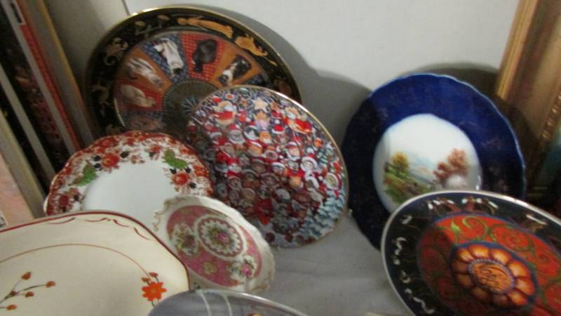 Approximately 12 plates including collector's. - Image 2 of 3