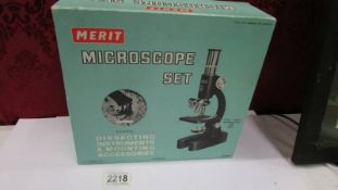 A mid 20th century Meric microscope set.