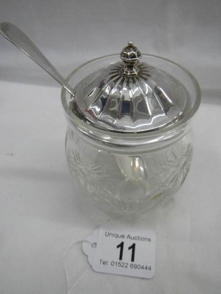 A silver top cut glass preserve pot with silver spoon. - Image 4 of 4