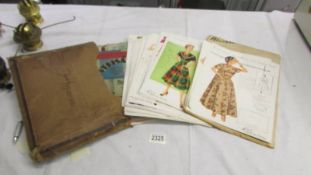 A mixed lot of fashion ephemera.