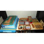 A quantity of old games including Seastrike, chess, draughts, Scrabble,