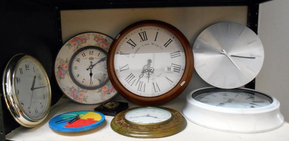 A selection of battery operated kitchen clocks etc.