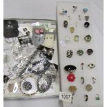 A good lot of vintage rings together with a tray of fashion jewellery.