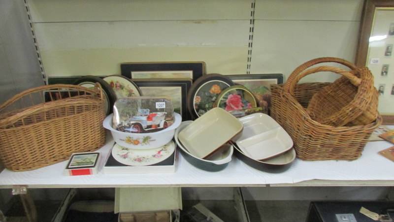 A mixed lot of place mats, coasters, baskets etc.