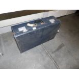 A vintage suitcase, 66 x 41 x 20 cm.