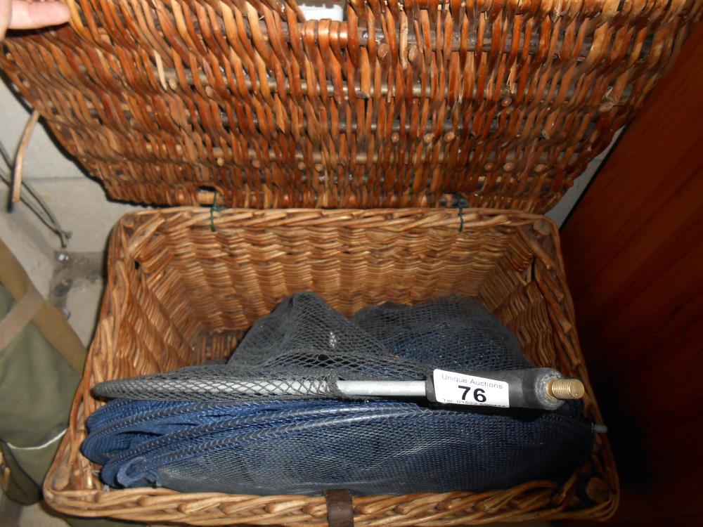 A wicker fishing basket, - Image 2 of 2