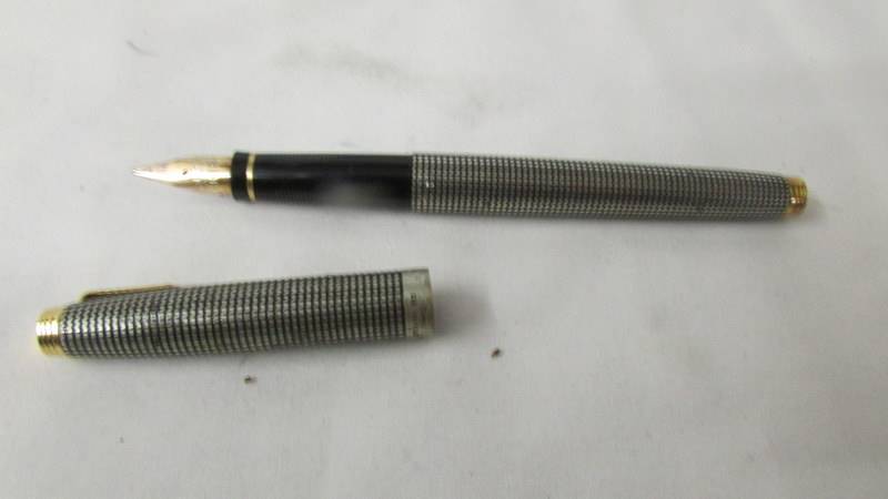 A mixed lot of old pens etc., including a Parker fountain pen marked Sterling 925 France. - Image 3 of 5