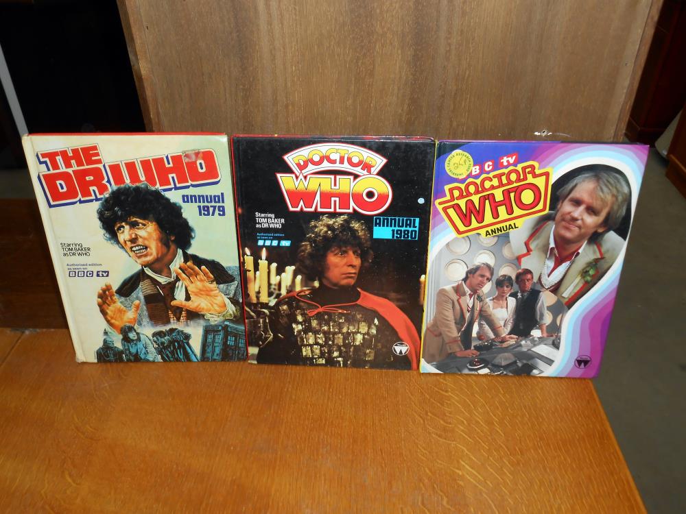 A large selection of classic Doctor Who annuals, - Image 8 of 23