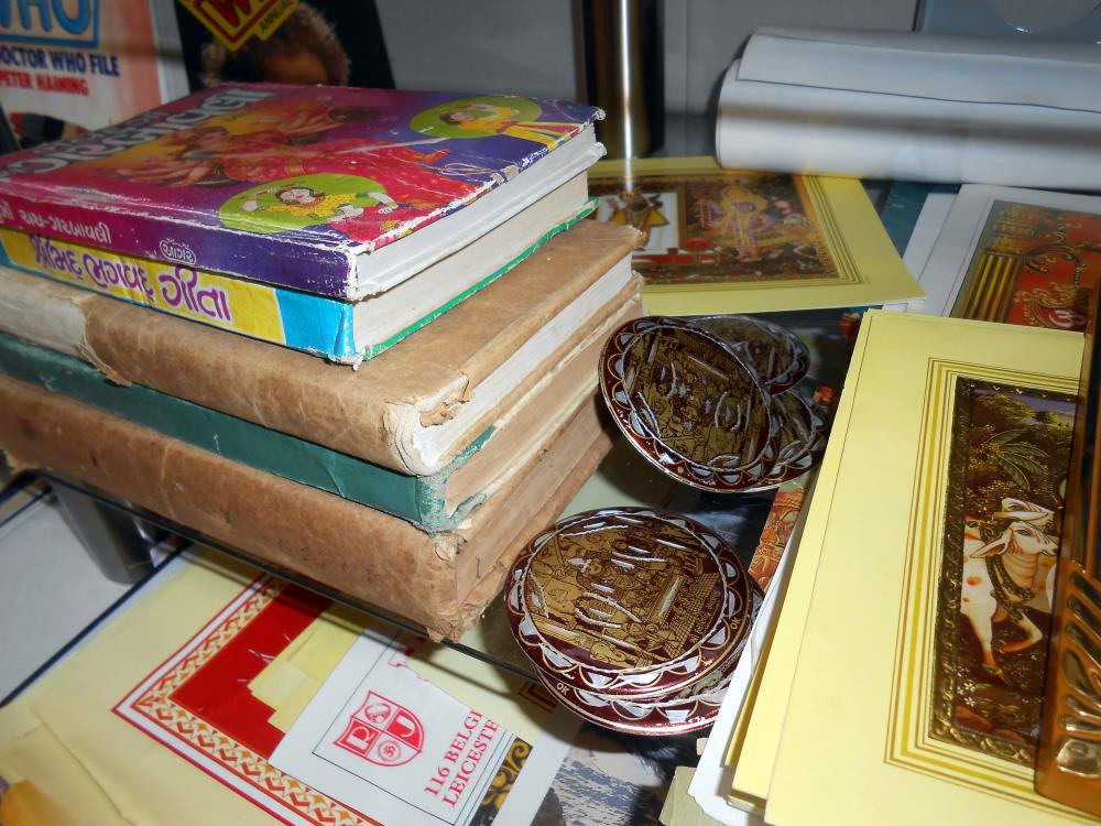 A quantity of Indian ephemera including calendars, books etc. - Image 5 of 6