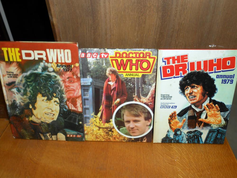 A large selection of classic Doctor Who annuals, - Image 19 of 23