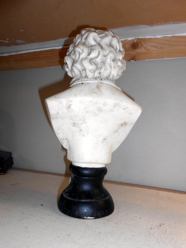 A bust of Beethoven on a plinth (in need of cleaning) - Image 3 of 3