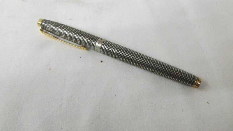 A mixed lot of old pens etc., including a Parker fountain pen marked Sterling 925 France. - Image 2 of 5