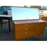 A quality Schreiber 3 drawer cabinet with a fitted mirror 100 x 43 x74 cm