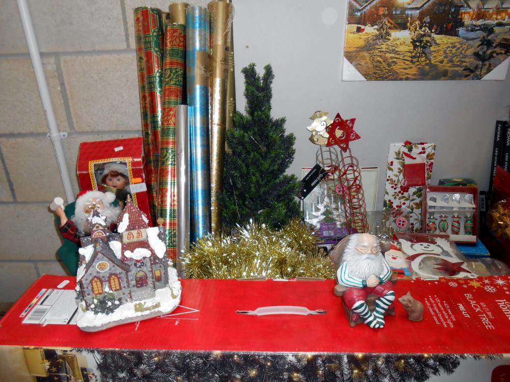 A good lot of Christmas decorations etc including many packs of new unopened Christmas cards, - Image 2 of 5