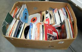 A quantity of 45's singles, such as Bruce Springfield, Kenny, Hot Pants,