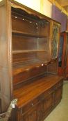 A good quality oak 3 door dresser.